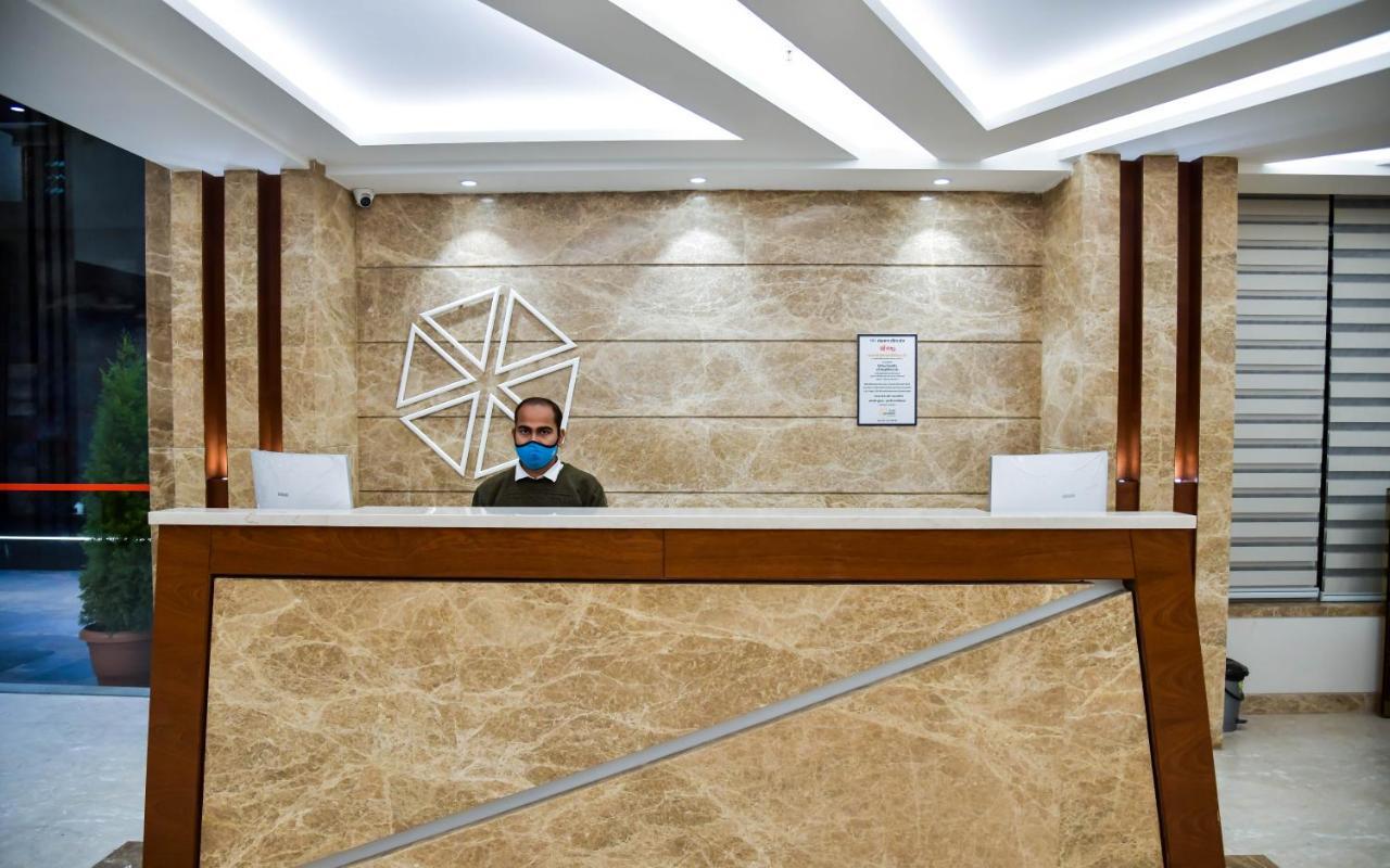 Shree Ganga Smb Hotels ウッジャイン エクステリア 写真