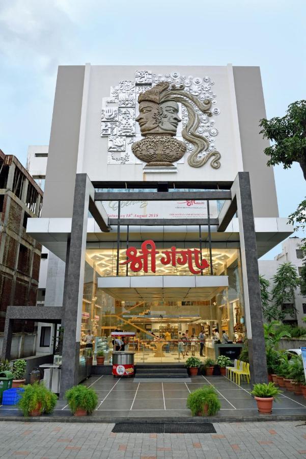 Shree Ganga Smb Hotels ウッジャイン エクステリア 写真