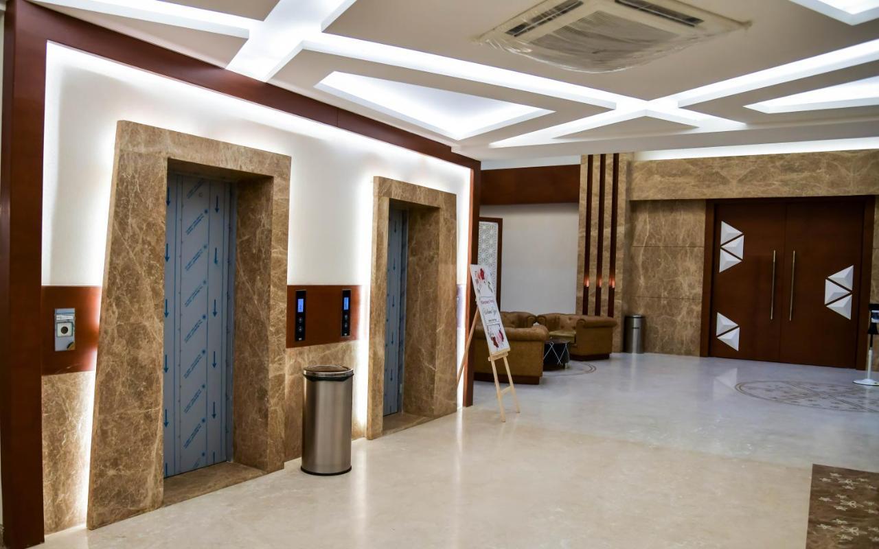 Shree Ganga Smb Hotels ウッジャイン エクステリア 写真