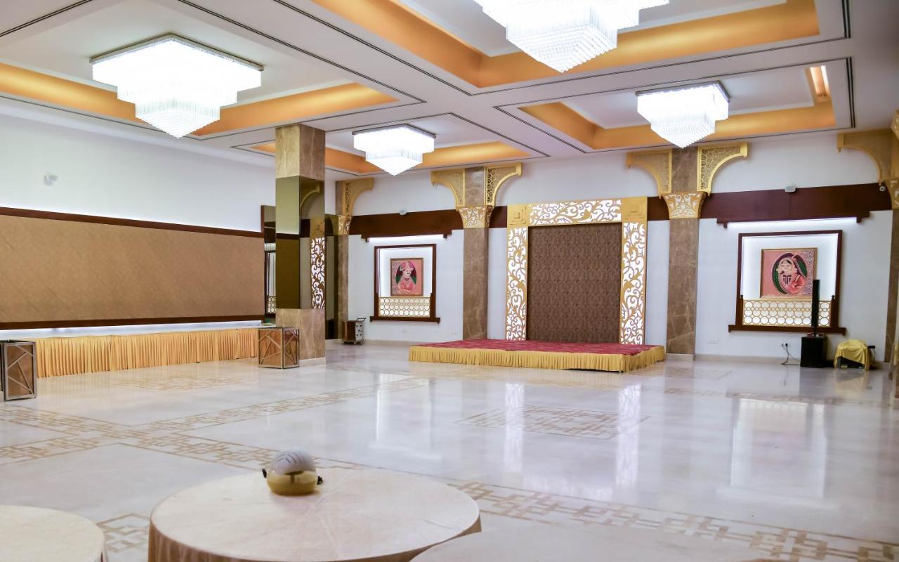 Shree Ganga Smb Hotels ウッジャイン エクステリア 写真